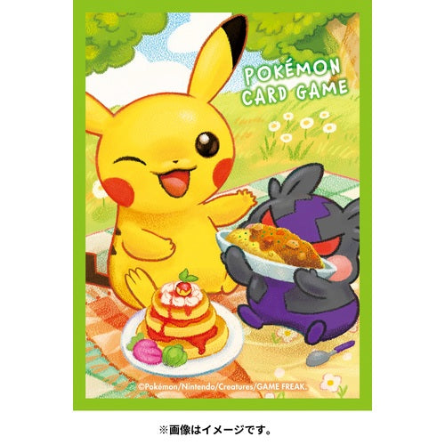 Pokémon Center Japan: Card Sleeve Pikachu &amp; Morpeko 2022